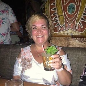 Meet your Posher, Helene